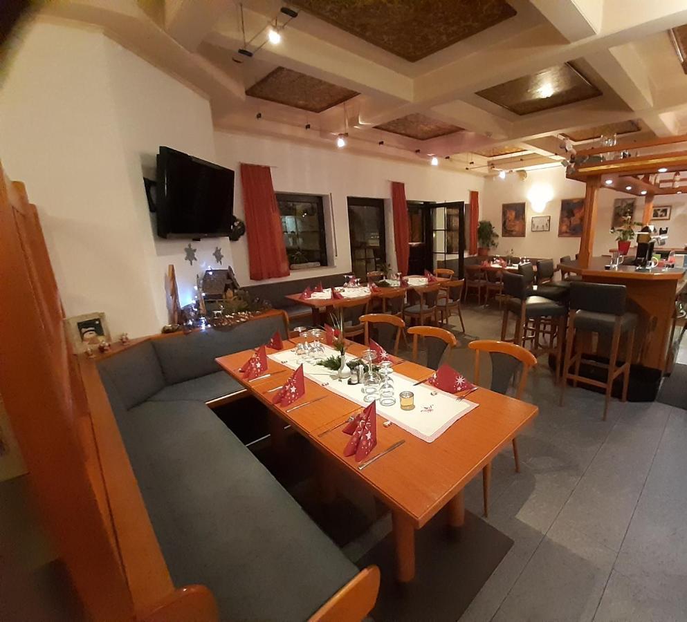 Hotel Lindenhof Rodermark Bagian luar foto